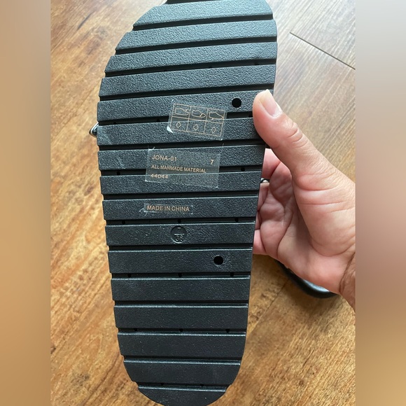 Bamboo Jona sandals - Picture 4 of 4